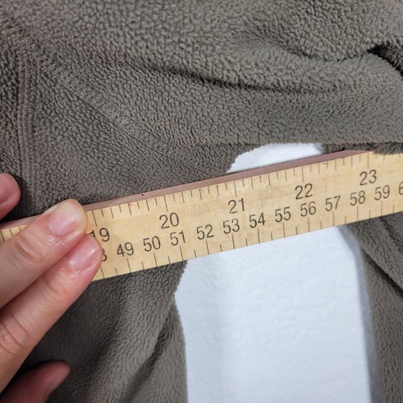 The North Face L Women Polartec Classic 1/3 zip up pullover - Picture 13 of 14